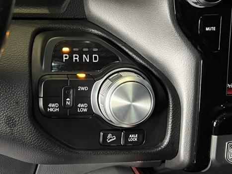 RAM 1500 5.7 V8 REBEL CABINE DUPLA 4X4 AUTOMTICO, Foto 16