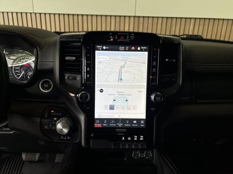 RAM 1500 5.7 V8 REBEL CABINE DUPLA 4X4 AUTOMTICO, Foto 14