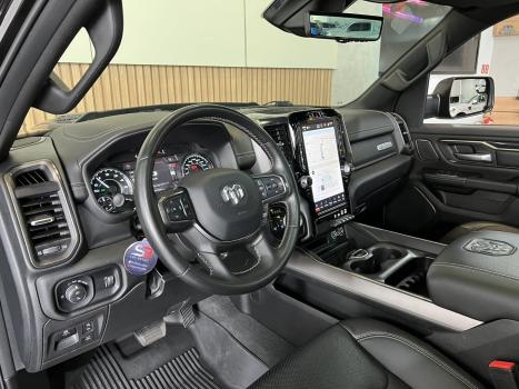 RAM 1500 5.7 V8 REBEL CABINE DUPLA 4X4 AUTOMTICO, Foto 17