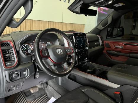 RAM 1500 5.7 V8 REBEL CABINE DUPLA 4X4 AUTOM�TICO, Foto 17