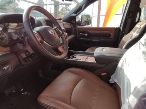 RAM 2500 6.7 I6 24V SLT CABINE DUPLA TURBO DIESEL LARAMIE 4X4 AUTOM�TICO, Foto 12