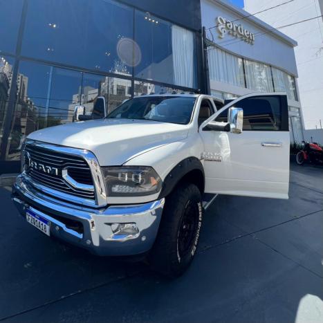 RAM 2500 6.7 I6 24V SLT CABINE DUPLA TURBO DIESEL LARAMIE 4X4 AUTOM�TICO, Foto 3