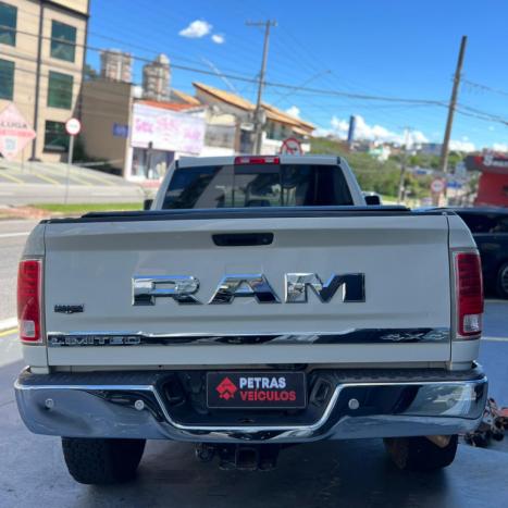 RAM 2500 6.7 I6 24V SLT CABINE DUPLA TURBO DIESEL LARAMIE 4X4 AUTOM�TICO, Foto 4