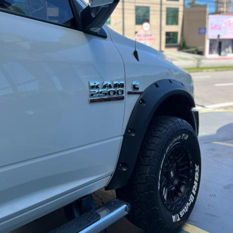 RAM 2500 6.7 I6 24V SLT CABINE DUPLA TURBO DIESEL LARAMIE 4X4 AUTOM�TICO, Foto 18