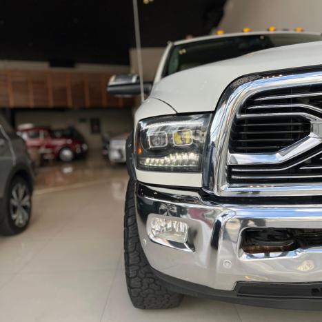 RAM 2500 6.7 I6 24V SLT CABINE DUPLA TURBO DIESEL LARAMIE 4X4 AUTOM�TICO, Foto 5