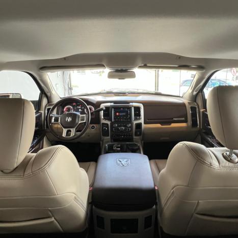RAM 2500 6.7 I6 24V SLT CABINE DUPLA TURBO DIESEL LARAMIE 4X4 AUTOM�TICO, Foto 14