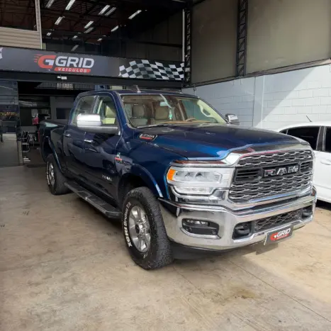 RAM 2500 6.7 I6 24V SLT CABINE DUPLA TURBO DIESEL LARAMIE 4X4 AUTOM�TICO, Foto 2