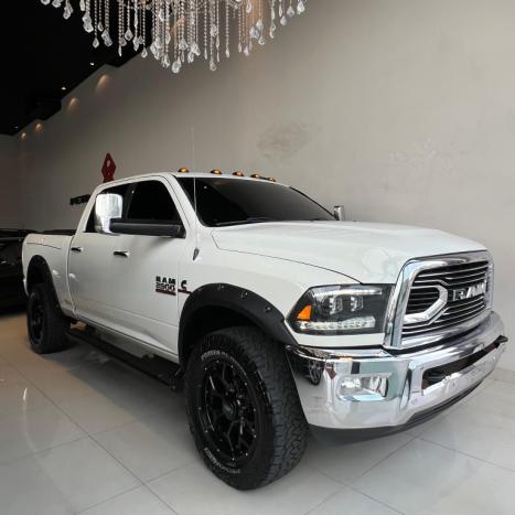 RAM 2500 6.7 I6 24V SLT CABINE DUPLA TURBO DIESEL LARAMIE 4X4 AUTOM�TICO, Foto 3