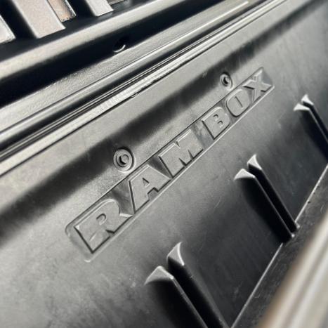RAM 2500 6.7 I6 24V SLT CABINE DUPLA TURBO DIESEL LARAMIE 4X4 AUTOM�TICO, Foto 5