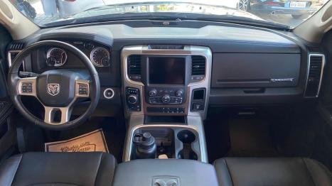 RAM Classic 5.7 V8 32V 4P HEMI LARAMIE AUTOMTICO, Foto 4
