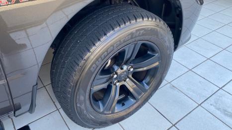 RAM Classic 5.7 V8 32V 4P HEMI LARAMIE AUTOMTICO, Foto 16