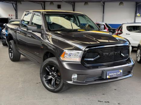 RAM Classic 5.7 V8 32V 4P HEMI LARAMIE NIGHT EDITION AUTOMÁTICO, Foto 1