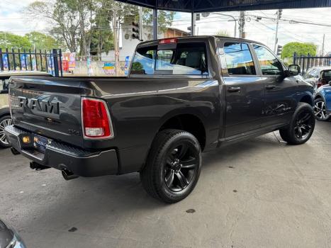 RAM Classic 5.7 V8 32V 4P HEMI LARAMIE NIGHT EDITION AUTOMÁTICO, Foto 4