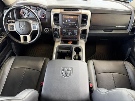 RAM Classic 5.7 V8 32V 4P HEMI LARAMIE NIGHT EDITION AUTOMÁTICO, Foto 8