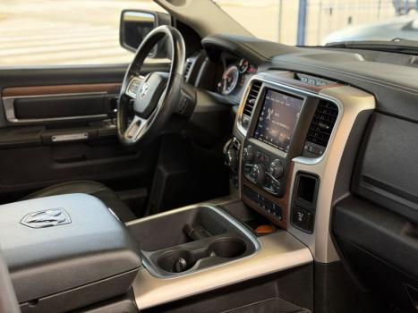 RAM Classic 5.7 V8 32V 4P HEMI LARAMIE NIGHT EDITION AUTOMÁTICO, Foto 11