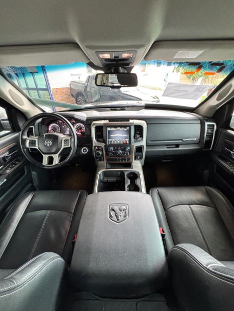 RAM Classic 5.7 V8 32V 4P HEMI LARAMIE AUTOMÁTICO, Foto 5