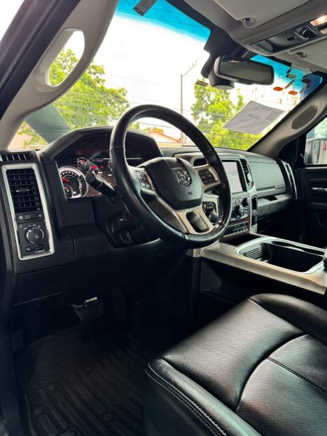 RAM Classic 5.7 V8 32V 4P HEMI LARAMIE AUTOMÁTICO, Foto 6