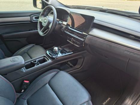 RAM Rampage 2.0 4P HURRICANE 4 TURBO R/T 4X4 AUTOM�TICO, Foto 17