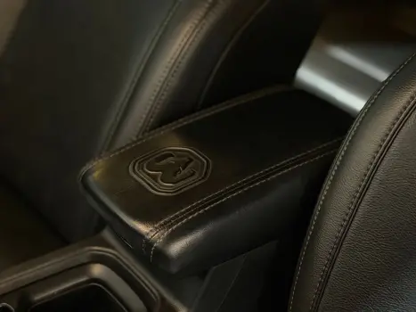 RAM Rampage 2.0 4P TURBO DIESEL REBEL 4X4 AUTOM�TICO, Foto 15