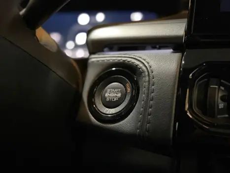 RAM Rampage 2.0 4P TURBO DIESEL REBEL 4X4 AUTOM�TICO, Foto 26