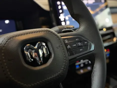 RAM Rampage 2.0 4P TURBO DIESEL REBEL 4X4 AUTOM�TICO, Foto 27