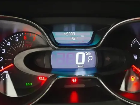 RENAULT Captur 1.6 16V 4P FLEX SCE INTENSE X-TRONIC CVT, Foto 9