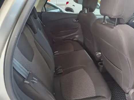 RENAULT Captur 1.6 16V 4P FLEX SCE LIFE X-TRONIC CVT, Foto 13