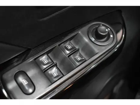 RENAULT Captur 2.0 16V 4P FLEX INTENSE AUTOMTICO, Foto 8