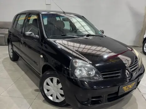 RENAULT Clio Hatch , Foto 1