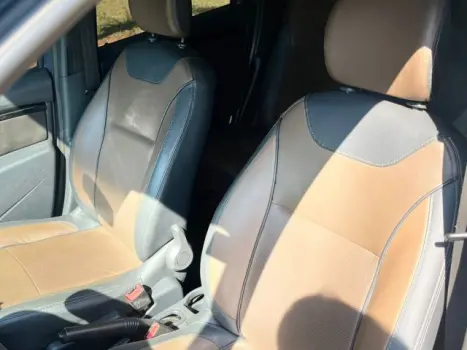 RENAULT Duster 2.0 16V 4P FLEX DYNAMIQUE AUTOMÁTICO, Foto 7 RENAULT Duster 2.0 16V 4P FLEX DYNAMIQUE AUTOMÁTICO, Foto 7