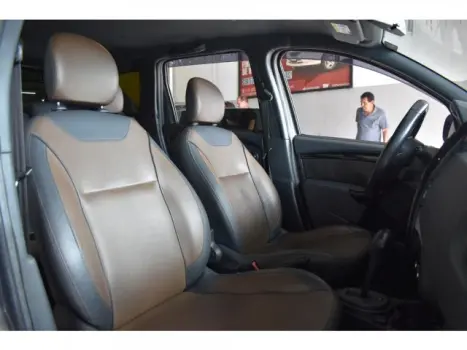 RENAULT Duster 2.0 16V 4P FLEX DYNAMIQUE AUTOMTICO, Foto 7