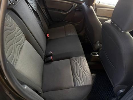 RENAULT Duster 2.0 16V 4P FLEX TECH ROAD II AUTOM�TICO, Foto 2