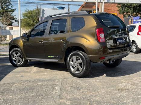 RENAULT Duster 2.0 16V 4P FLEX TECH ROAD II AUTOM�TICO, Foto 3