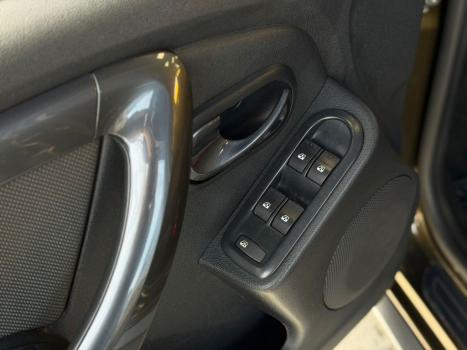 RENAULT Duster 2.0 16V 4P FLEX TECH ROAD II AUTOM�TICO, Foto 10