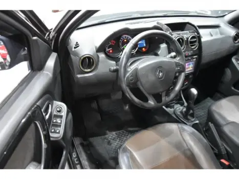 RENAULT Duster 2.0 16V 4P FLEX DYNAMIQUE AUTOM�TICO, Foto 9