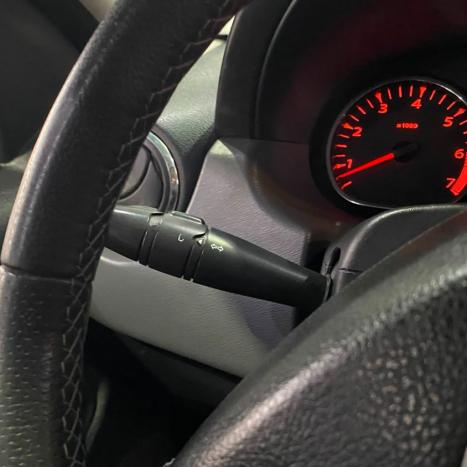 RENAULT Duster 2.0 16V 4P FLEX TECH ROAD AUTOM�TICO, Foto 15