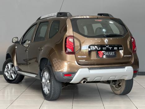 RENAULT Duster , Foto 14