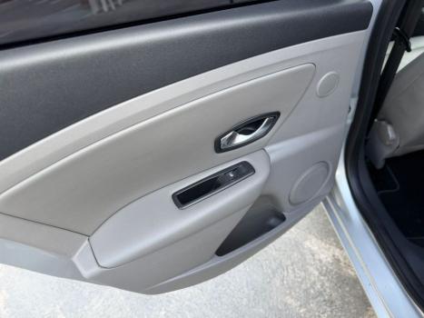 RENAULT Fluence 2.0 16V 4P FLEX PRIVIL�GE AUTOM�TICO, Foto 11