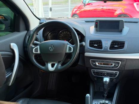 RENAULT Fluence 2.0 16V 4P FLEX DYNAMIQUE AUTOM�TICO, Foto 12