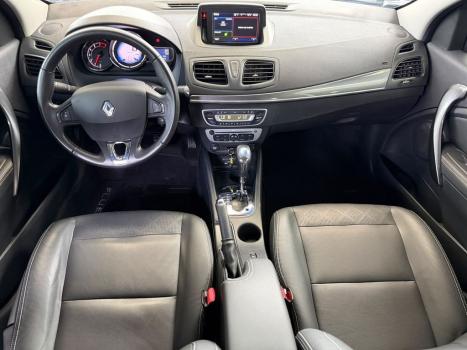 RENAULT Fluence 2.0 16V 4P FLEX DYNAMIQUE AUTOM�TICO, Foto 5