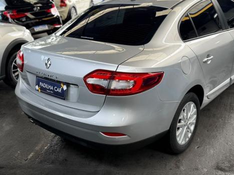 RENAULT Fluence 2.0 16V 4P FLEX DYNAMIQUE AUTOM�TICO, Foto 12