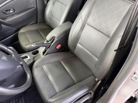 RENAULT Fluence 2.0 16V 4P FLEX DYNAMIQUE AUTOM�TICO, Foto 15