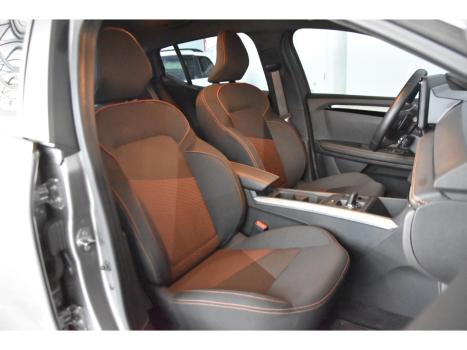 RENAULT Kardian 1.0 12V 4P FLEX TCE TURBO EVOLUTION AUTOM�TICO, Foto 4