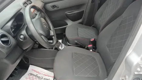 RENAULT Kwid 1.0 12V 4P SCE FLEX ZEN, Foto 6 RENAULT Kwid 1.0 12V 4P SCE FLEX ZEN, Foto 6