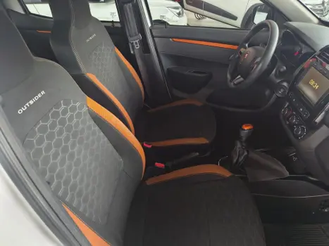 RENAULT Kwid 1.0 12V 4P SCE FLEX OUTSIDER, Foto 8