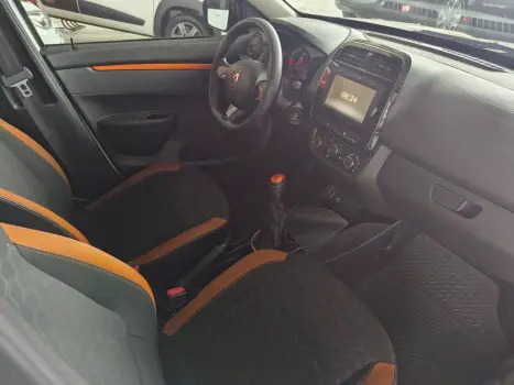 RENAULT Kwid 1.0 12V 4P SCE FLEX OUTSIDER, Foto 9