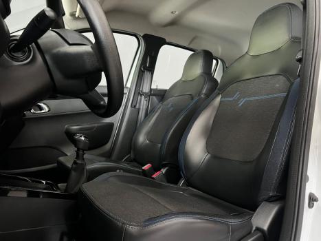 RENAULT Kwid 1.0 12V 4P SCE FLEX INTENSE, Foto 9
