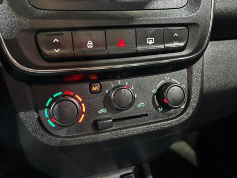RENAULT Kwid 1.0 12V 4P SCE FLEX ZEN, Foto 13