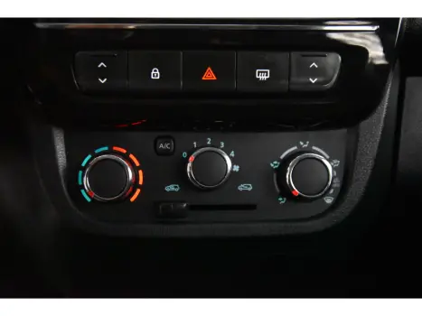 RENAULT Kwid 1.0 12V 4P SCE FLEX INTENSE, Foto 8