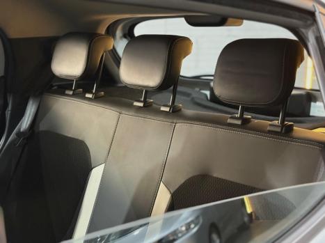 RENAULT Kwid 1.0 12V 4P SCE FLEX INTENSE, Foto 8